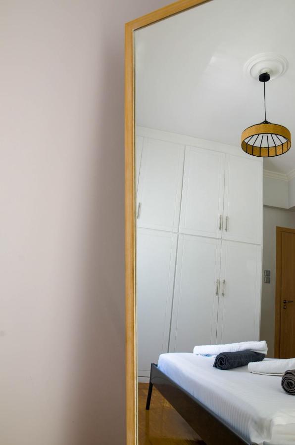 Adorable 2 Bedroom Apartment Close To Ancient Athens City Center Atenas Exterior foto