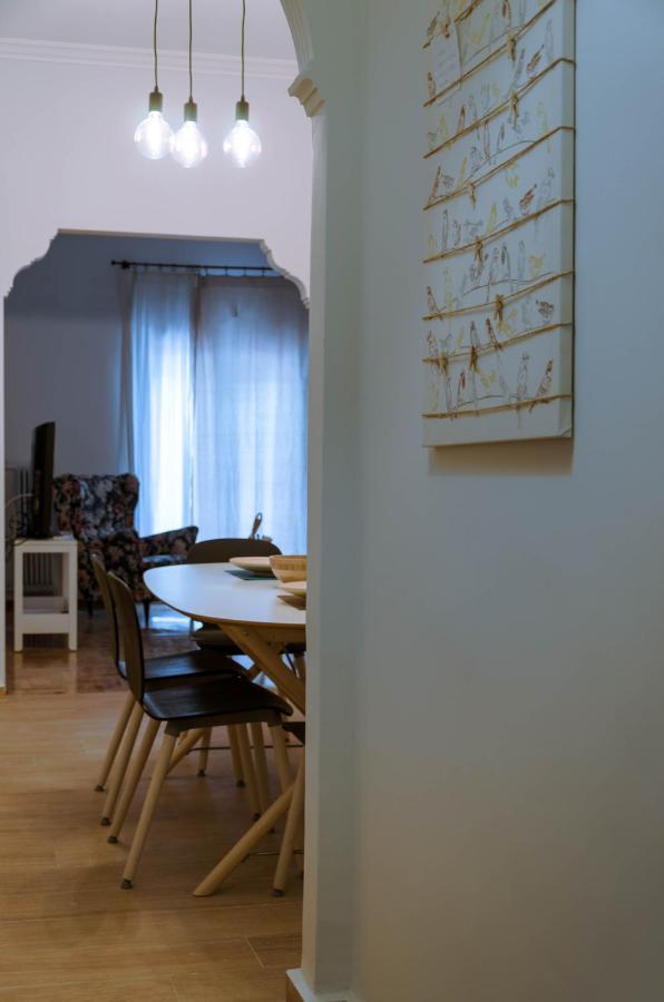 Adorable 2 Bedroom Apartment Close To Ancient Athens City Center Atenas Exterior foto